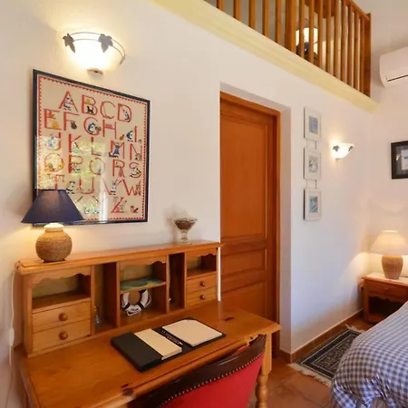Charmante Maison Avec Vue Sur La Montagne A Ceyreste Ceyreste